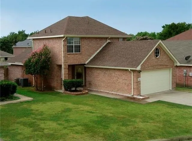 $2,100 | 6801 Windward View Drive, Rowlett, TX 75088