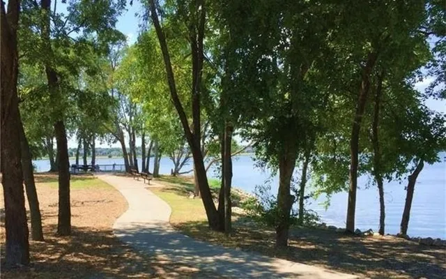 $2,100 | 6801 Windward View Drive, Rowlett, TX 75088