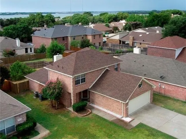 $2,100 | 6801 Windward View Drive, Rowlett, TX 75088