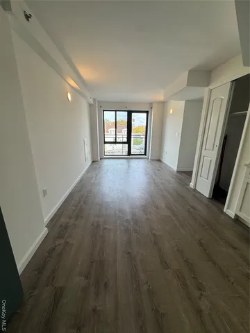 $689,000 | 214-10 15th Avenue, Unit 3D & P6 | Bay Terrace