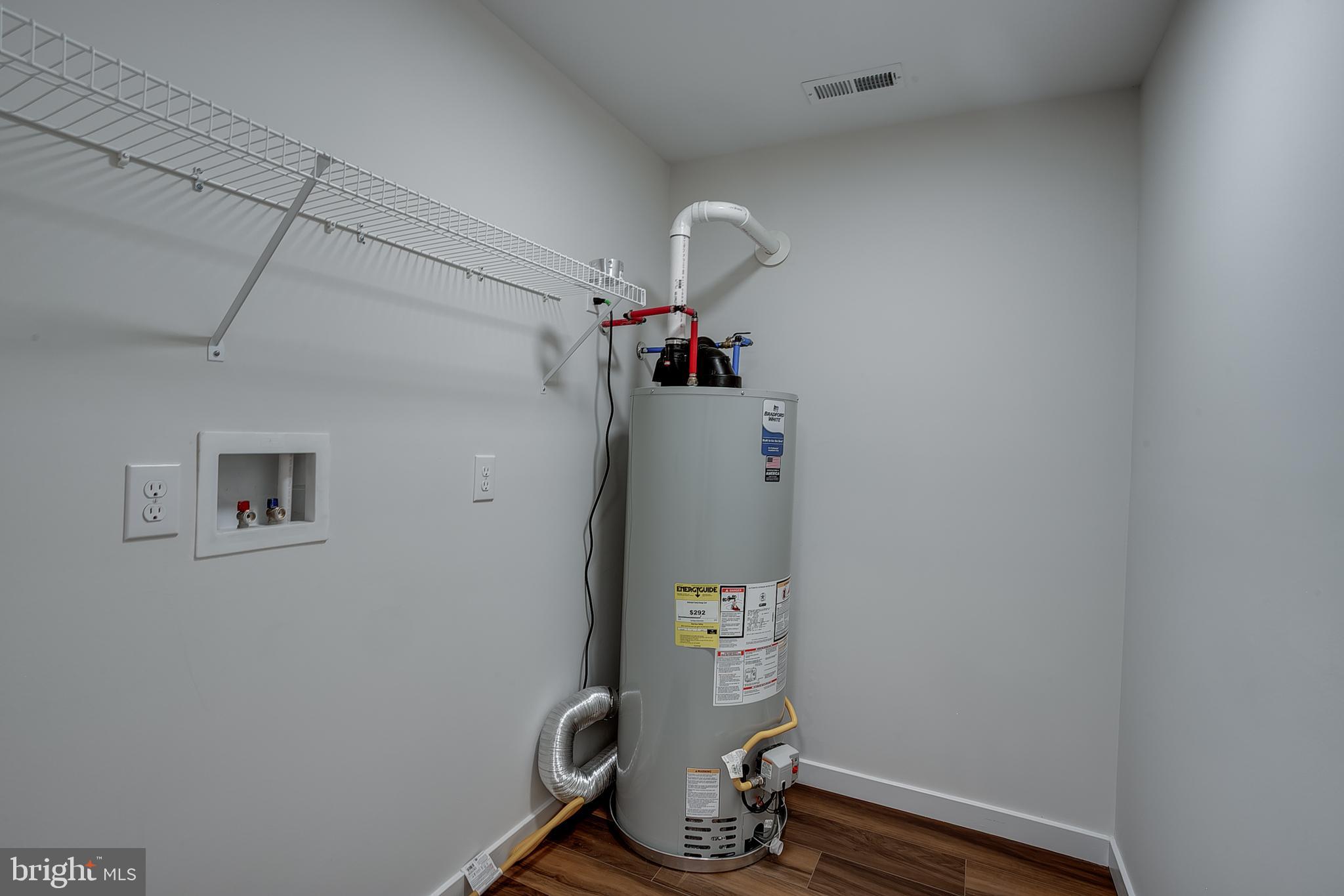 48 Pine Street Beverly, NJ 08010 - Photo 20 of 22 Laundry Room/Utility