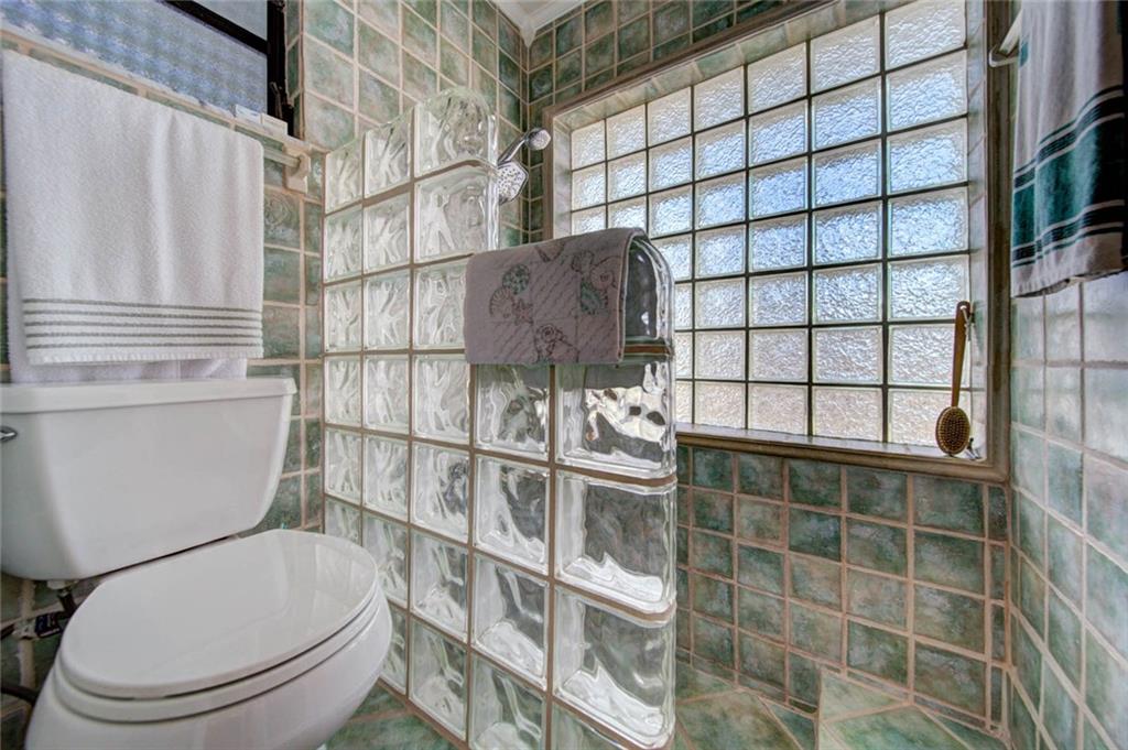 1549 Southwest Dyer Point Road Palm City, FL 34990 - Photo 11 of 22 Gallery Image 11