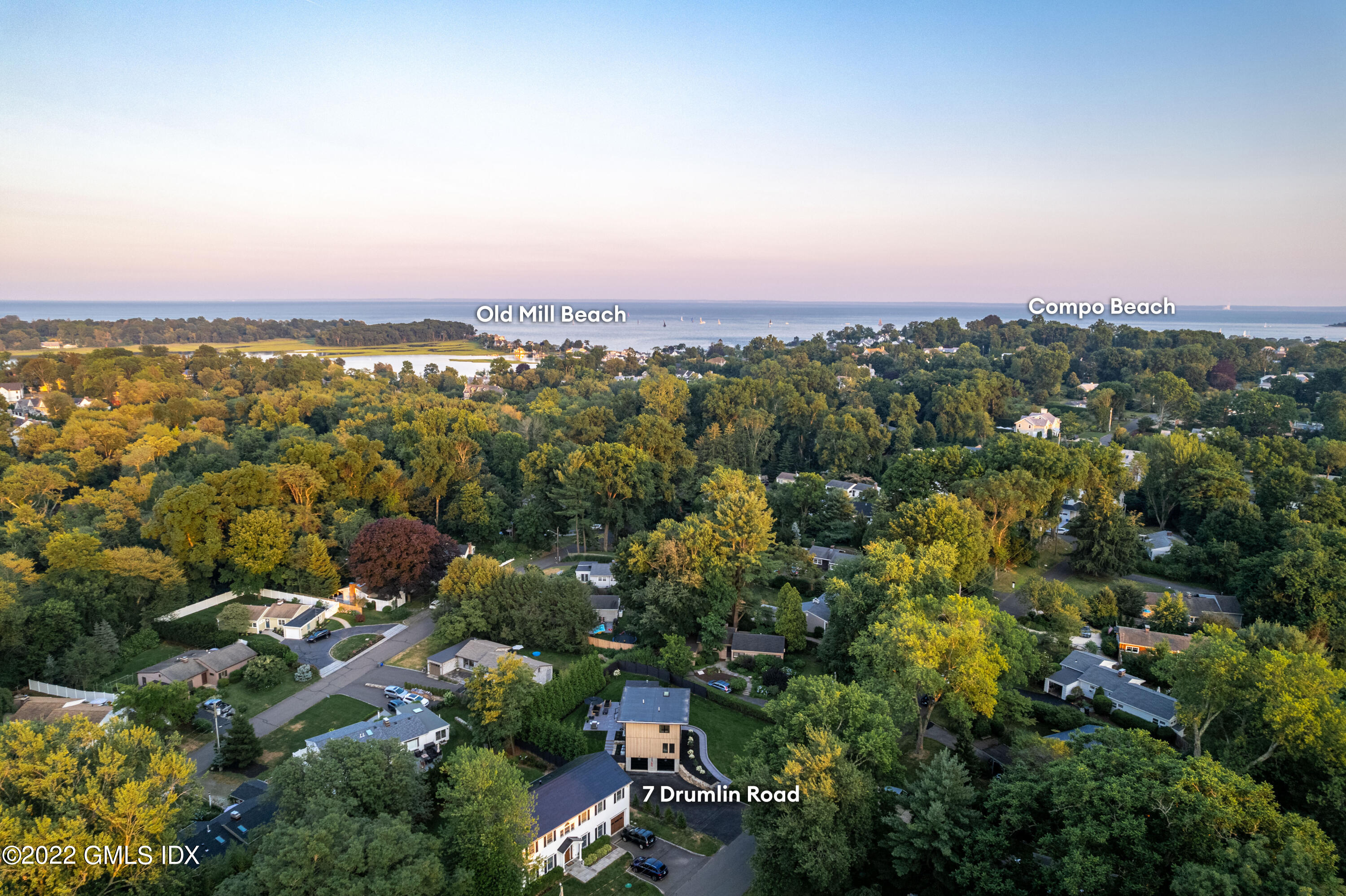 7 Drumlin Road Westport, CT 06880 - Photo 29 of 32 an aerial view of multiple house