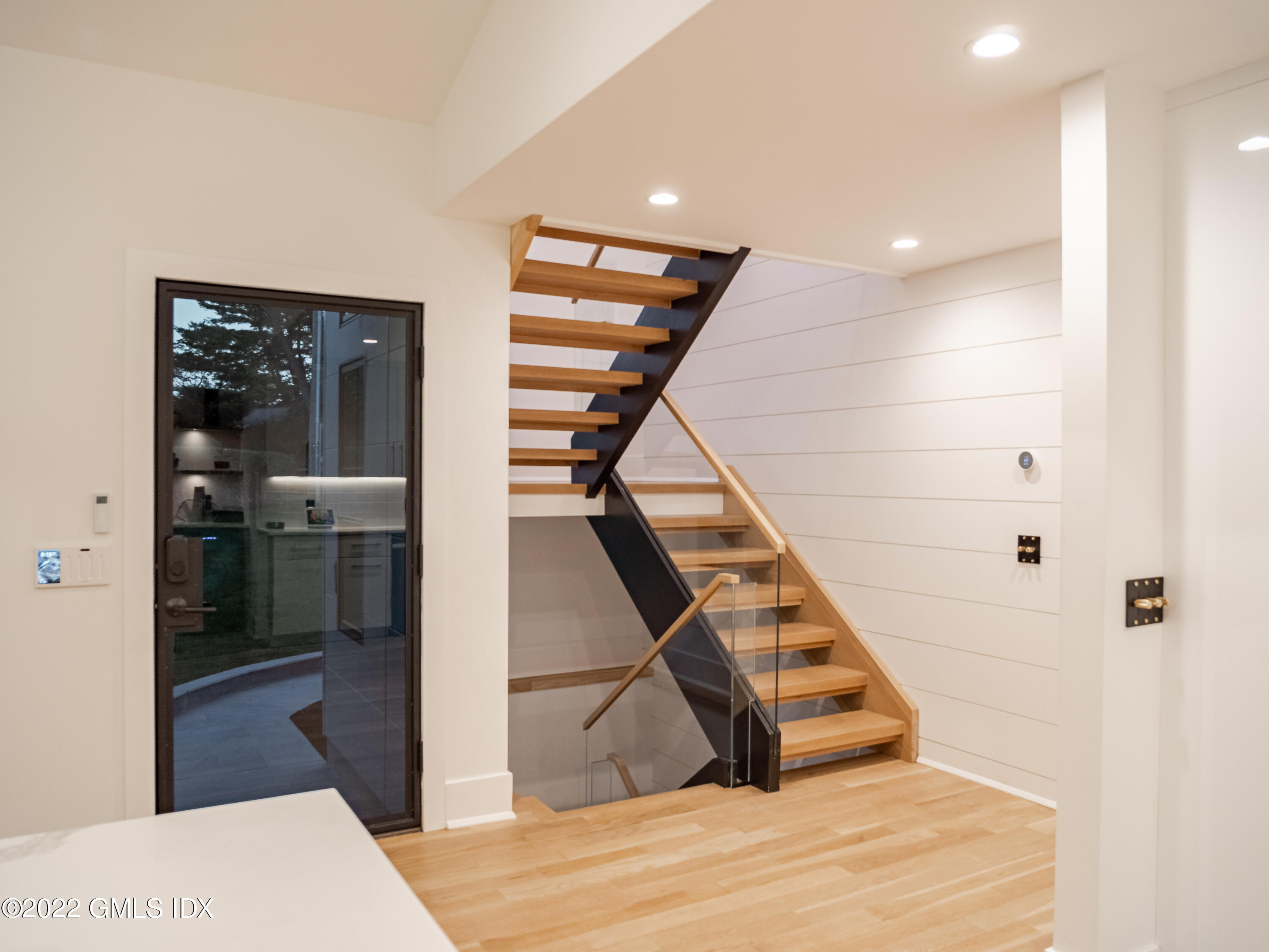 7 Drumlin Road Westport, CT 06880 - Photo 10 of 32 a view of entryway and hall