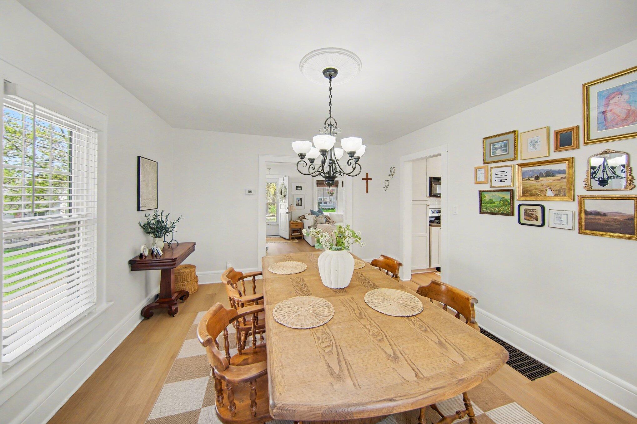 114 South Wisner Street Jackson, MI 49203 - Photo 8 of 29 008_file_4872