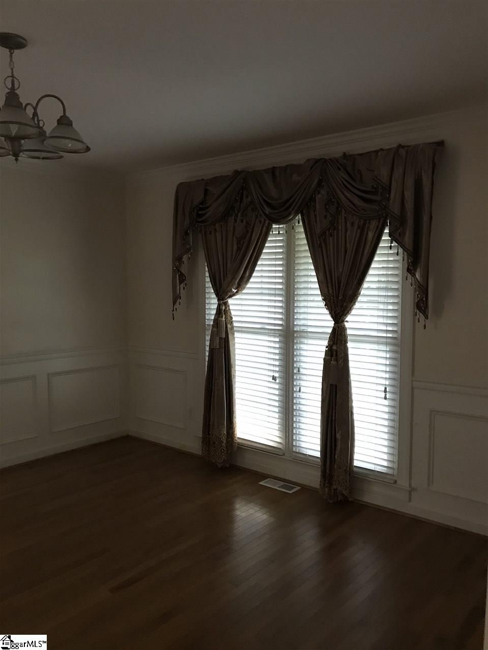 102 Bushberry Way Greer, SC 29650 - Photo 4 of 25 Gallery Image 4