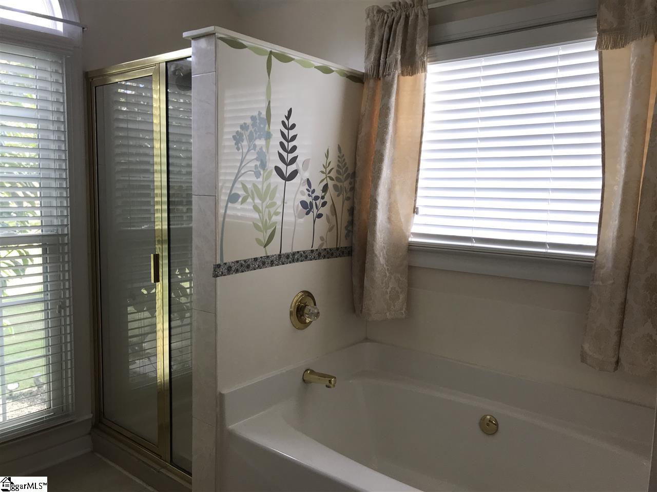 102 Bushberry Way Greer, SC 29650 - Photo 10 of 25 Gallery Image 10