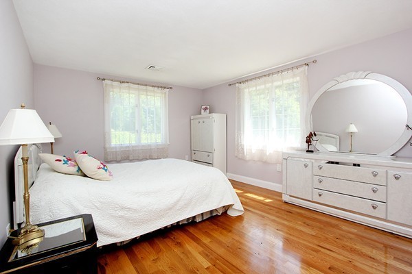 2 Highmeadow Road Weston, MA 02493 - Photo 18 of 25 Gallery Image 18