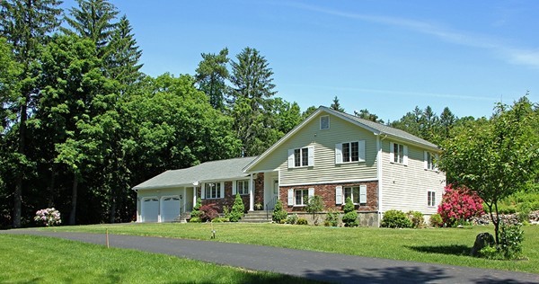 2 Highmeadow Road Weston, MA 02493 - Photo 4 of 25 Gallery Image 4
