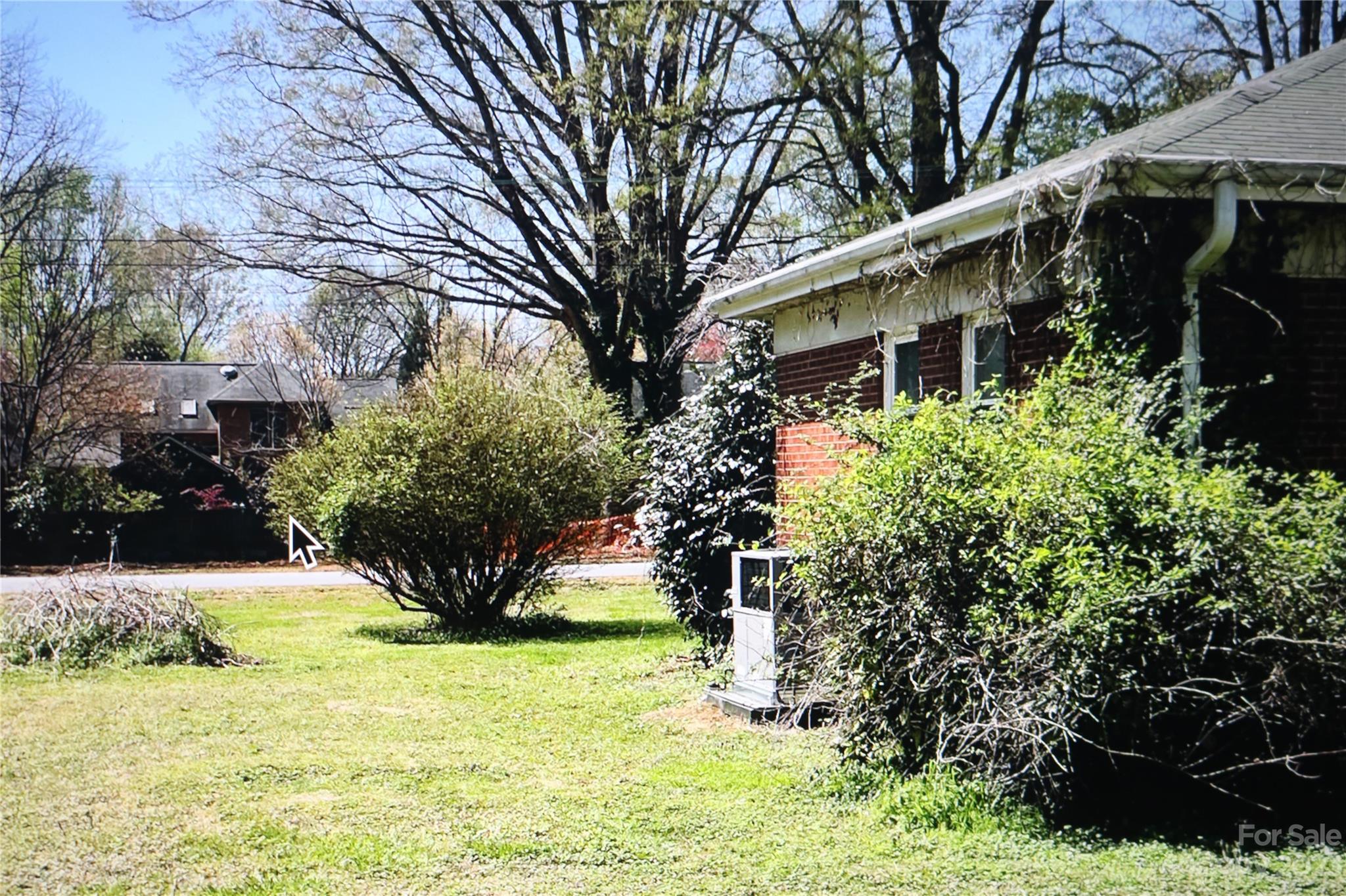 4347 Castleton Road Charlotte, NC 28211 - Photo 6 of 6 Gallery Image 6