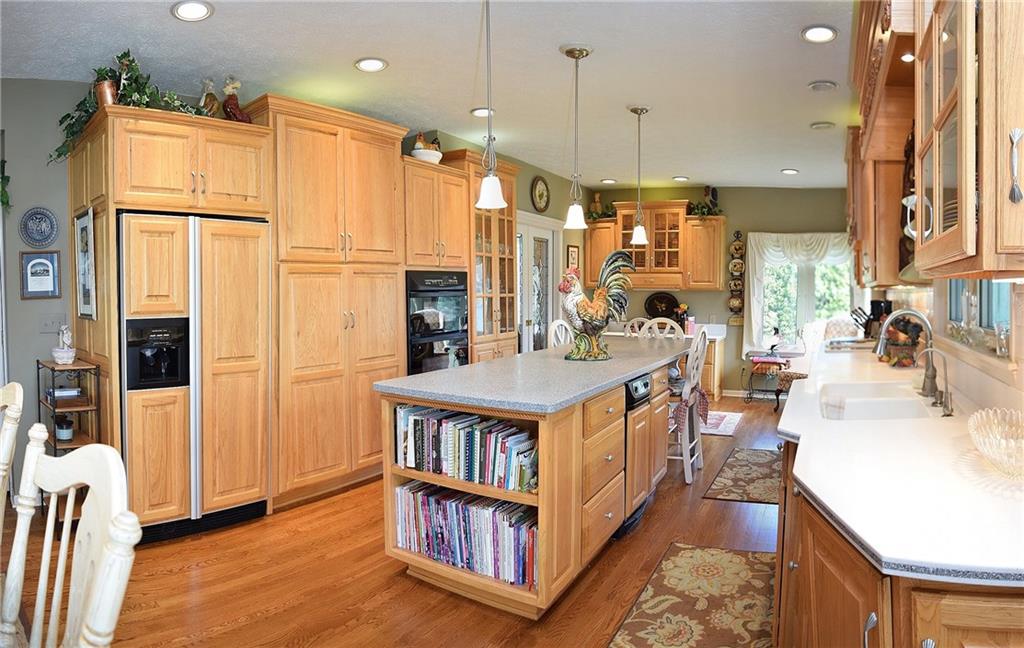 5435 Fall Creek Road Indianapolis, IN 46220 - Photo 7 of 24