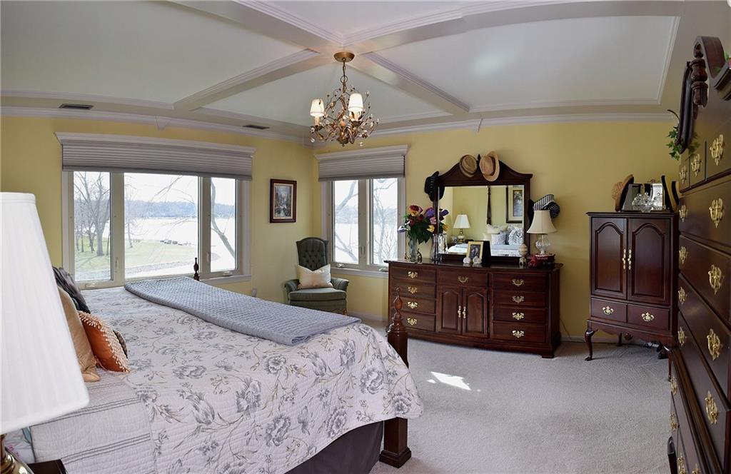 5435 Fall Creek Road Indianapolis, IN 46220 - Photo 9 of 24