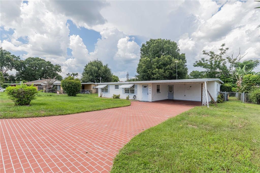 2608 Trinity Circle Northwest Winter Haven, FL 33881 - Photo 8 of 31 Gallery Image 8