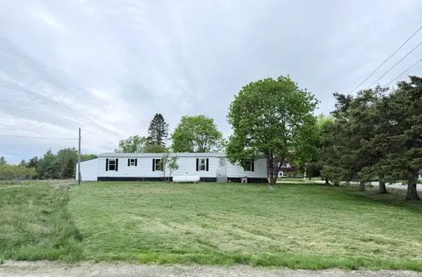 $125,000 | 15 West Street, Machias, ME 04654