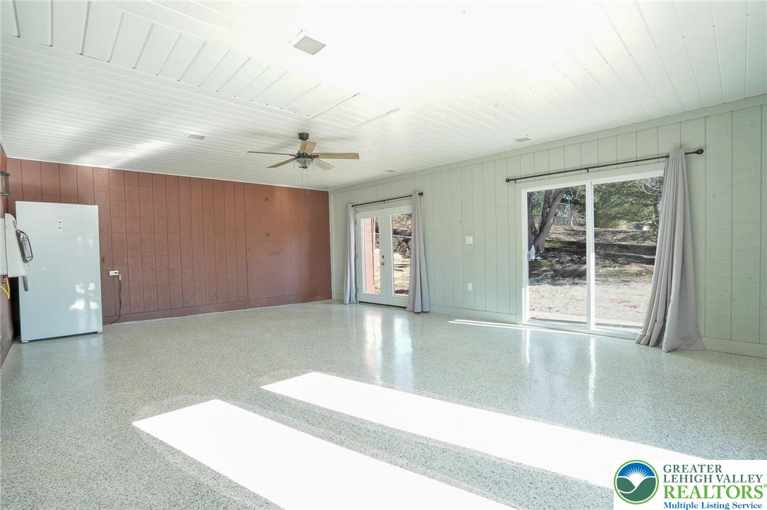 7221 Borman Road New Tripoli, PA 18066 - Photo 49 of 62 a view of an entryway