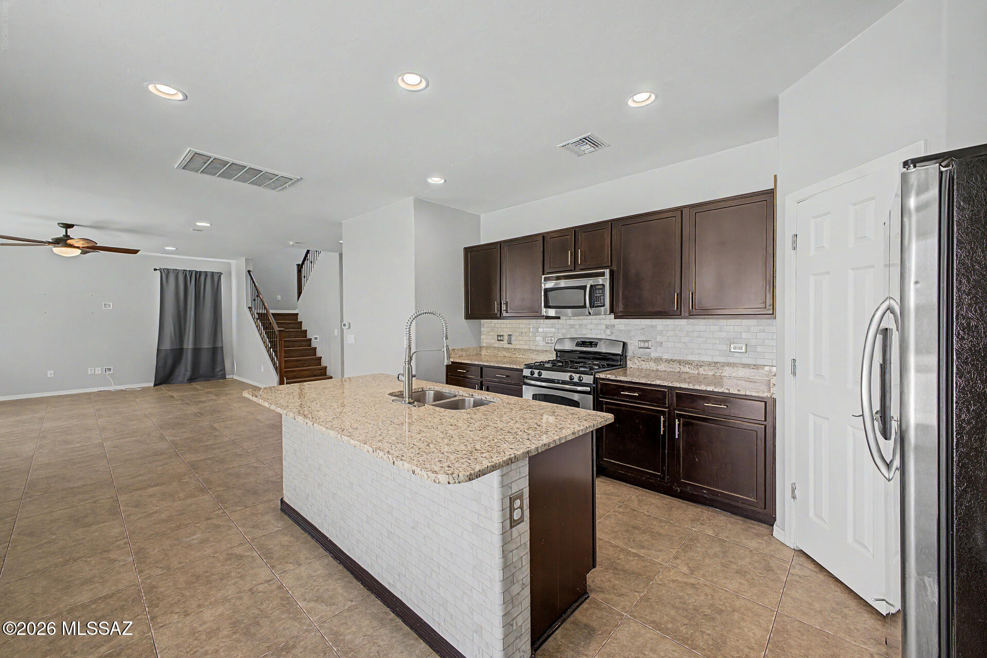 574 South Desert Haven Road Vail, AZ 85641 - Photo 10 of 42 11 - Desert Haven