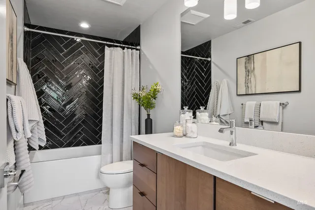 $775,000 | 873 East Joplin Lane, Eagle, ID 83616