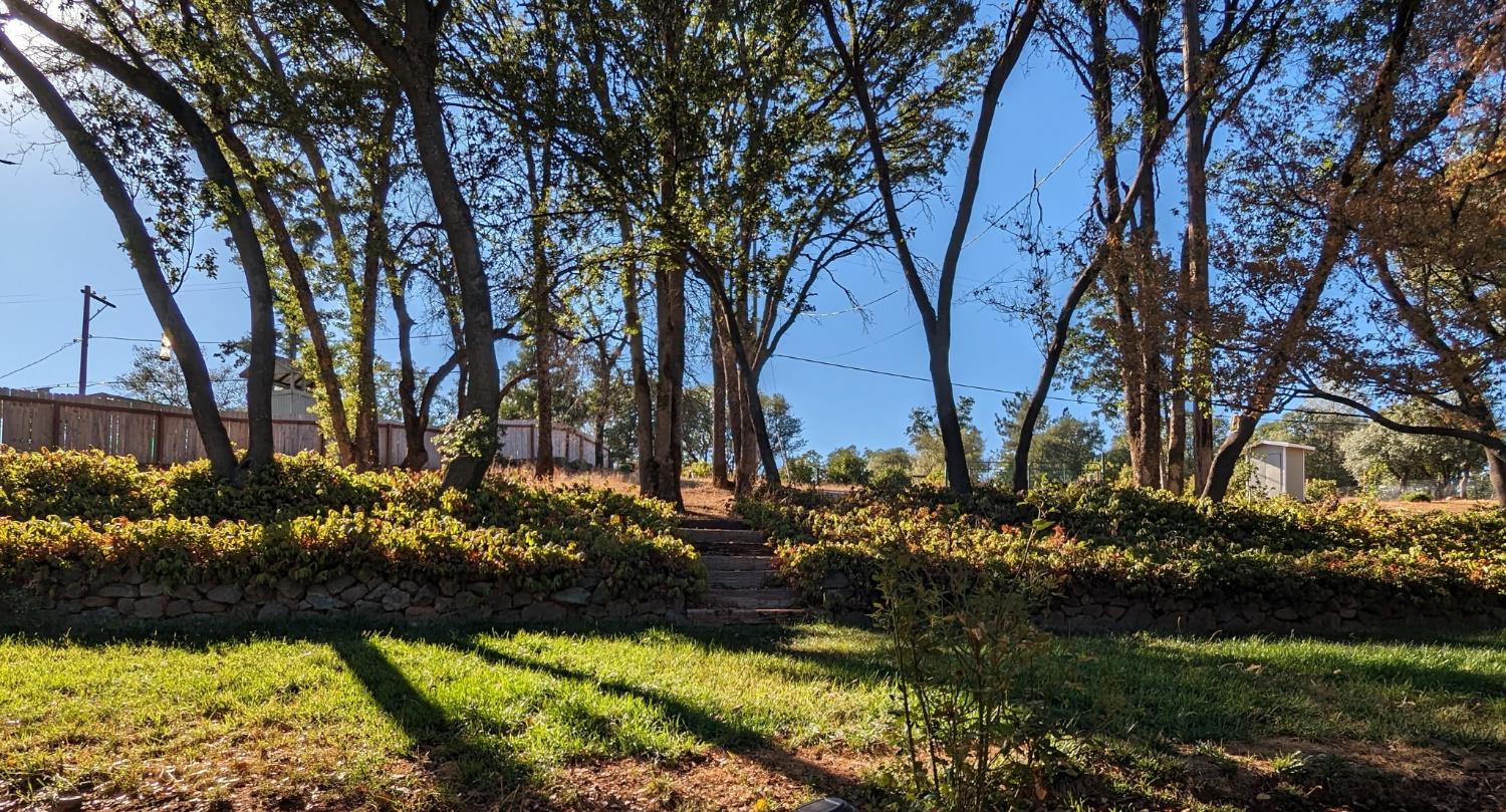 10601 Lime Kiln Road Grass Valley, CA 95949 - Photo 5 of 79