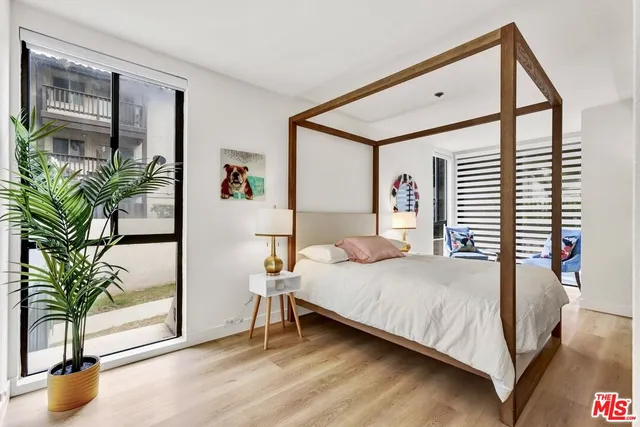 $1,060,000 | 2960 Neilson Way, Unit 105, Santa Monica, CA 90405