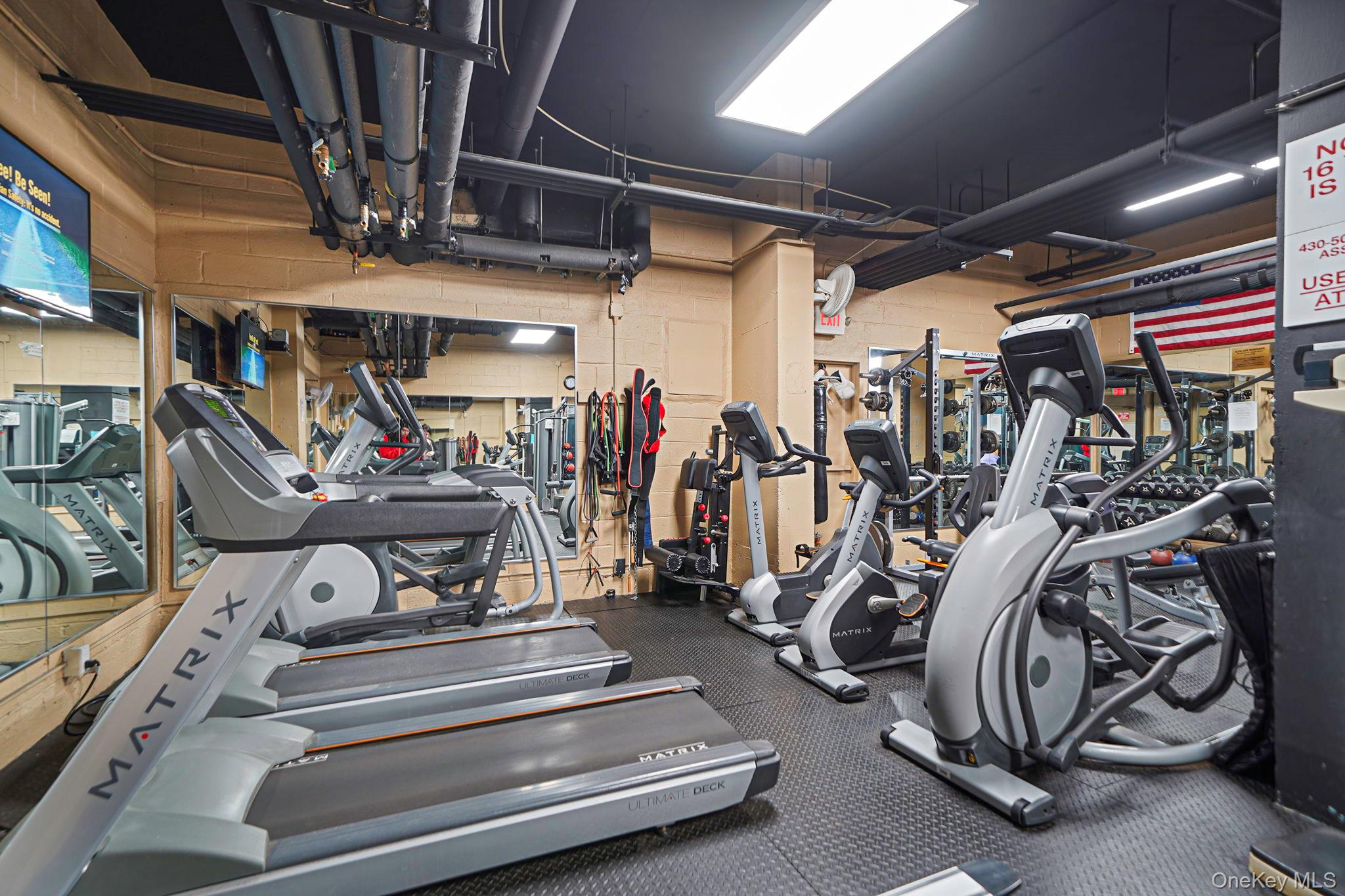450 Shore Road, Unit 8G Long Beach, NY 11561 - Photo 17 of 20