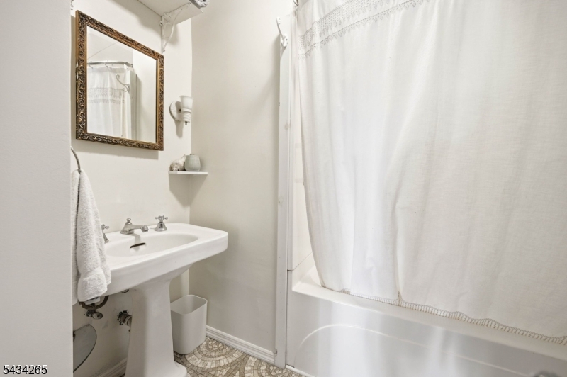 135 Franklin Road Denville, NJ 07834 - Photo 34 of 49
