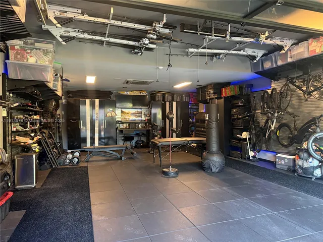 $40,000 | 3554 West Glencoe Street, Miami, FL 33133