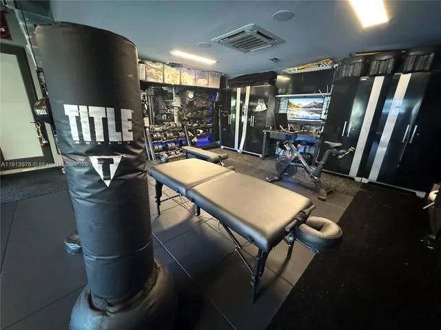 $40,000 | 3554 West Glencoe Street, Miami, FL 33133