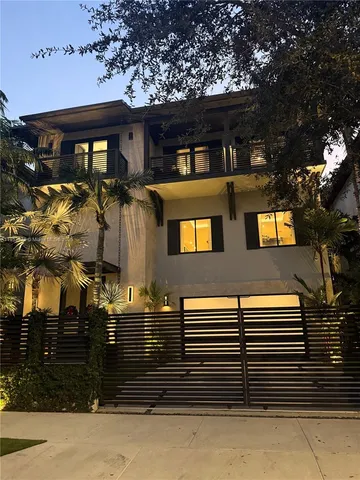 $40,000 | 3554 West Glencoe Street, Miami, FL 33133