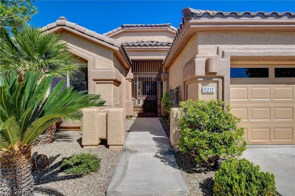 $3,295 | 11212 Sandy Grove Avenue, Las Vegas, NV 89144