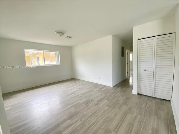 $2,850 | 2840 Northwest 8th Street, Fort Lauderdale, FL 33311