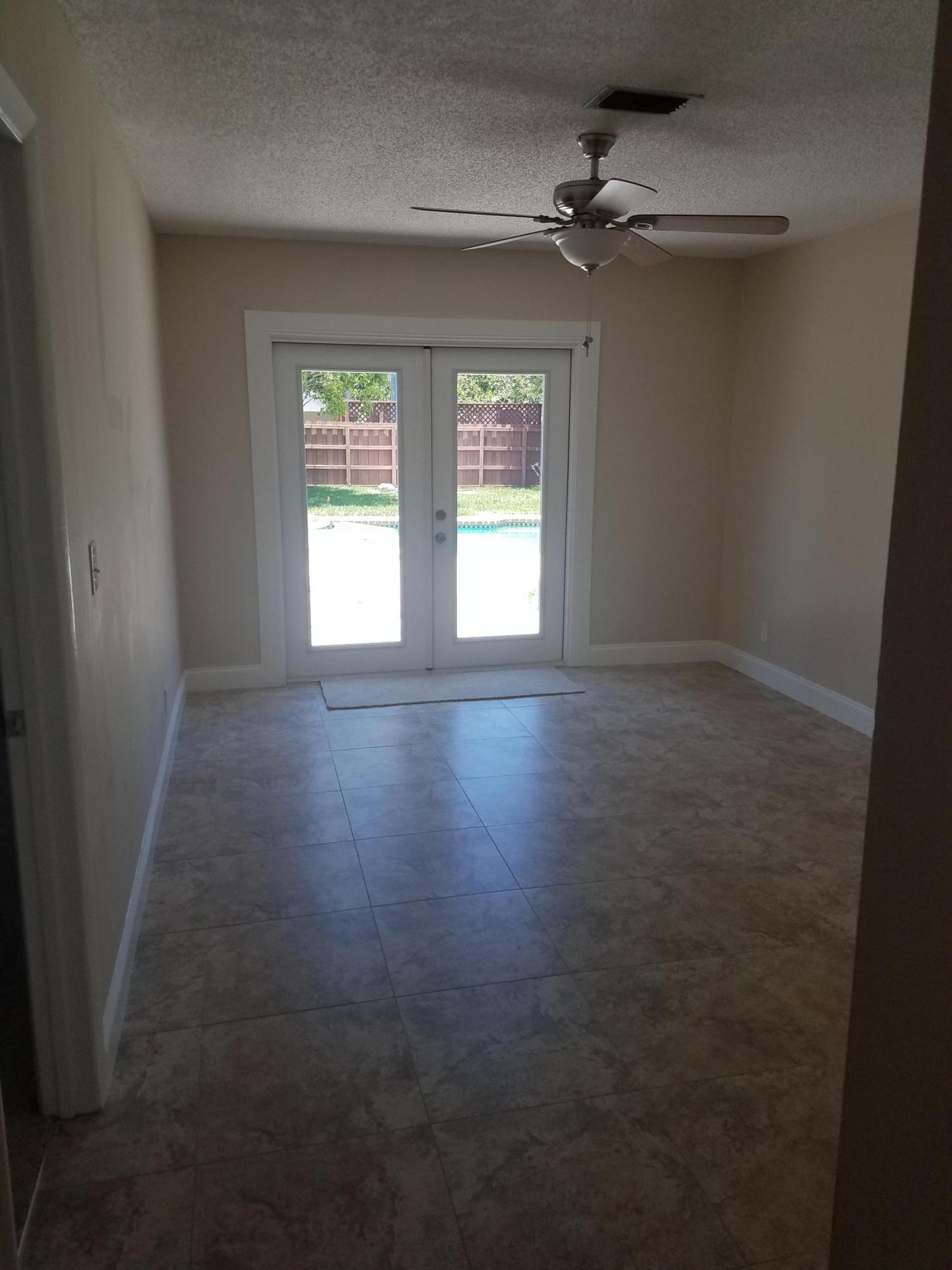 355 Ipswich Street Boca Raton, FL 33487 - Photo 10 of 29 20170628_132703