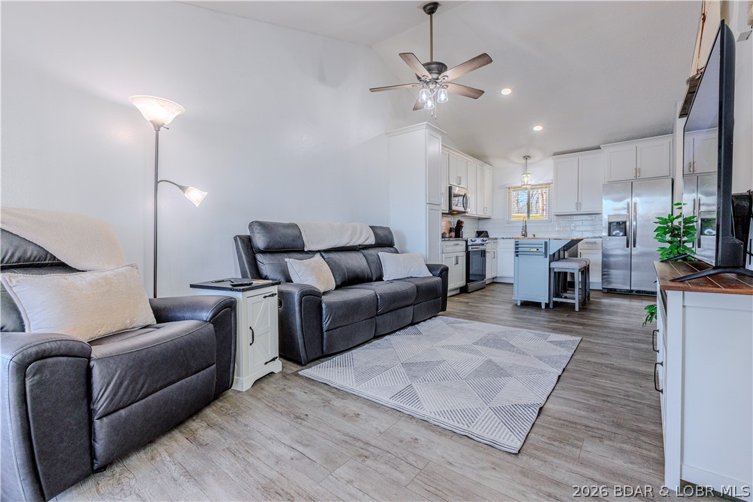 1436 Cherokee Road, Unit 2B Lake Ozark, MO 65049 - Photo 2 of 30