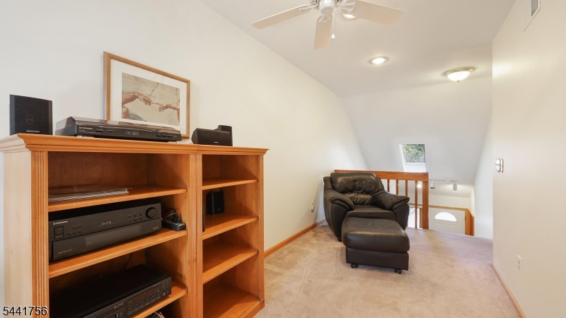 675 Raritan Road, Unit 26 Clark, NJ 07066 - Photo 13 of 31
