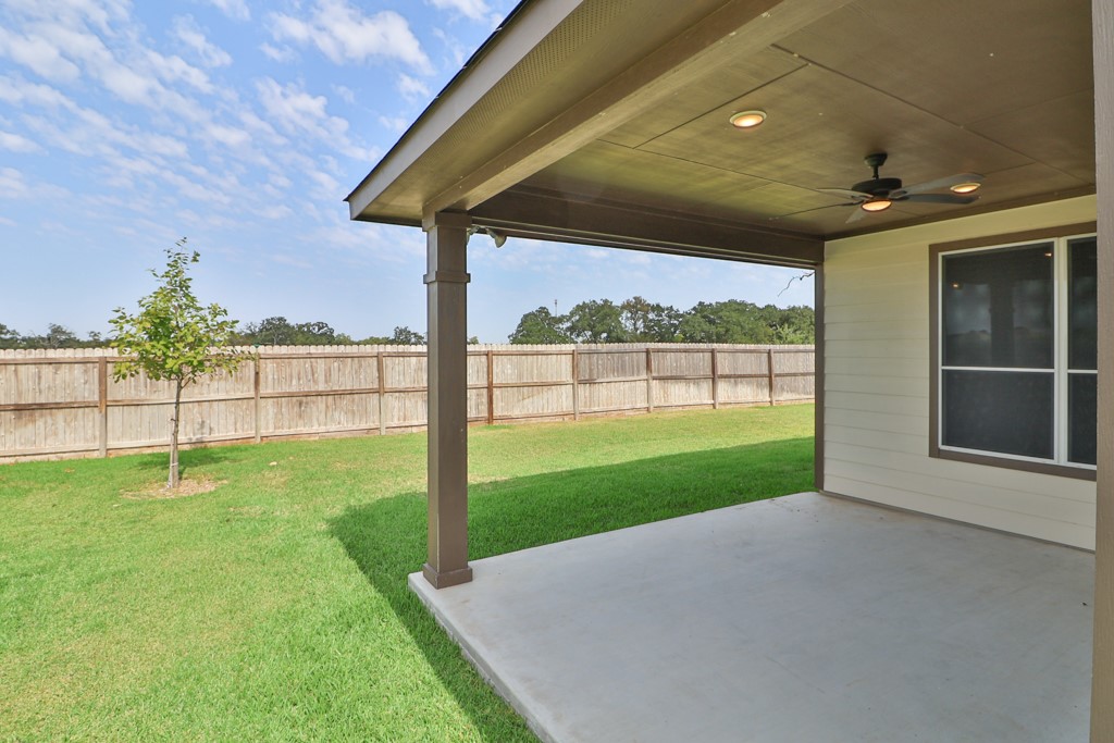 1926 Viva Road Bryan, TX 77807 - Photo 38 of 39 a view of a backyard with garden