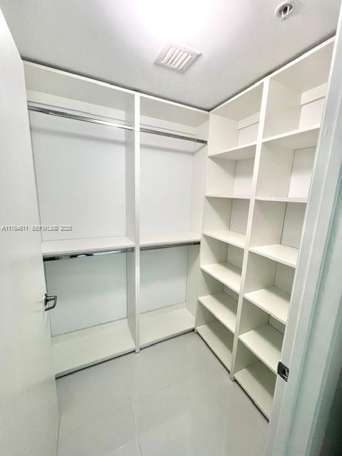 92 Southwest 3rd Street, Unit 1410 Miami, FL 33130 - Photo 9 of 40