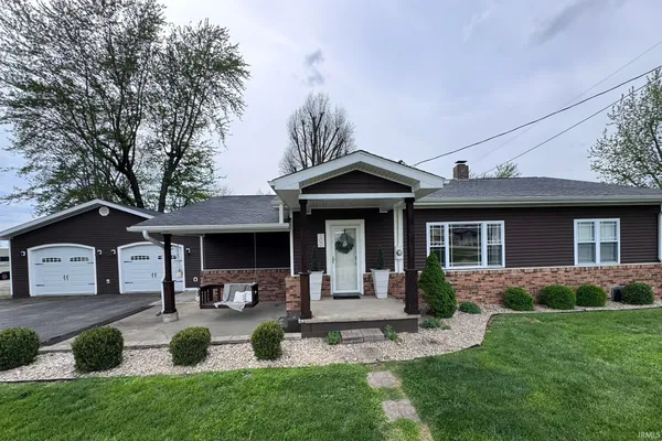 $324,000 | 100 Elm Street, Cannelburg, IN 47519