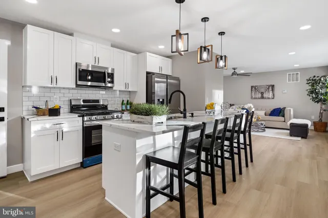 $599,999 | 5813 Dewey Street, Landover, MD 20785