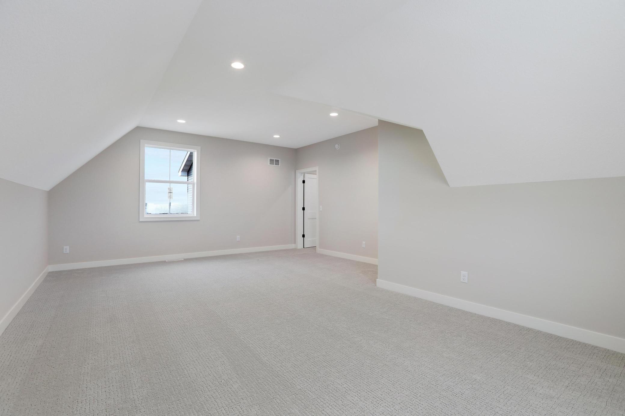 9568 63rd Street South Cottage Grove, MN 55016 - Photo 33 of 40