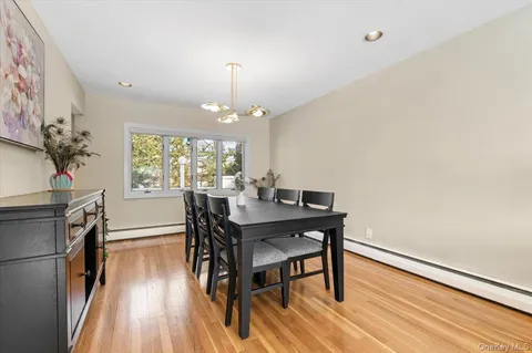 $1,638,000 | 32 Middle Lane, Jericho, NY 11753