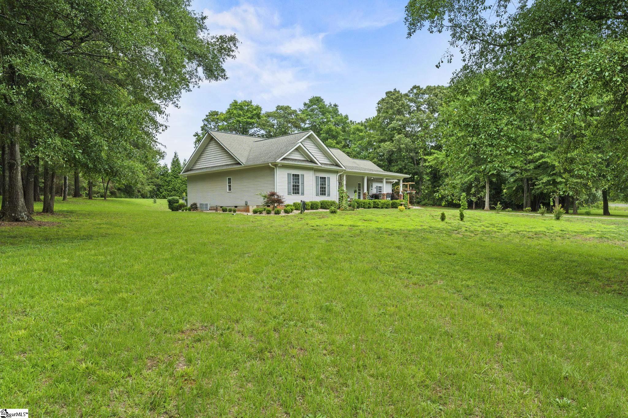 160 Sentell Road Williamston, SC 29697 - Photo 3 of 37