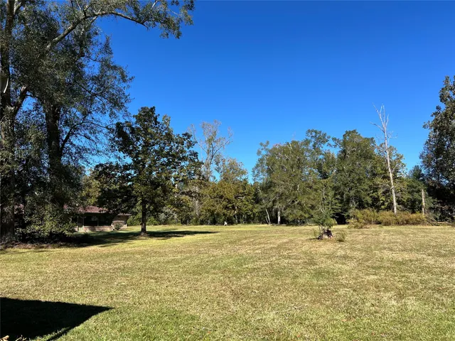 a view of a water with an outdoor space
