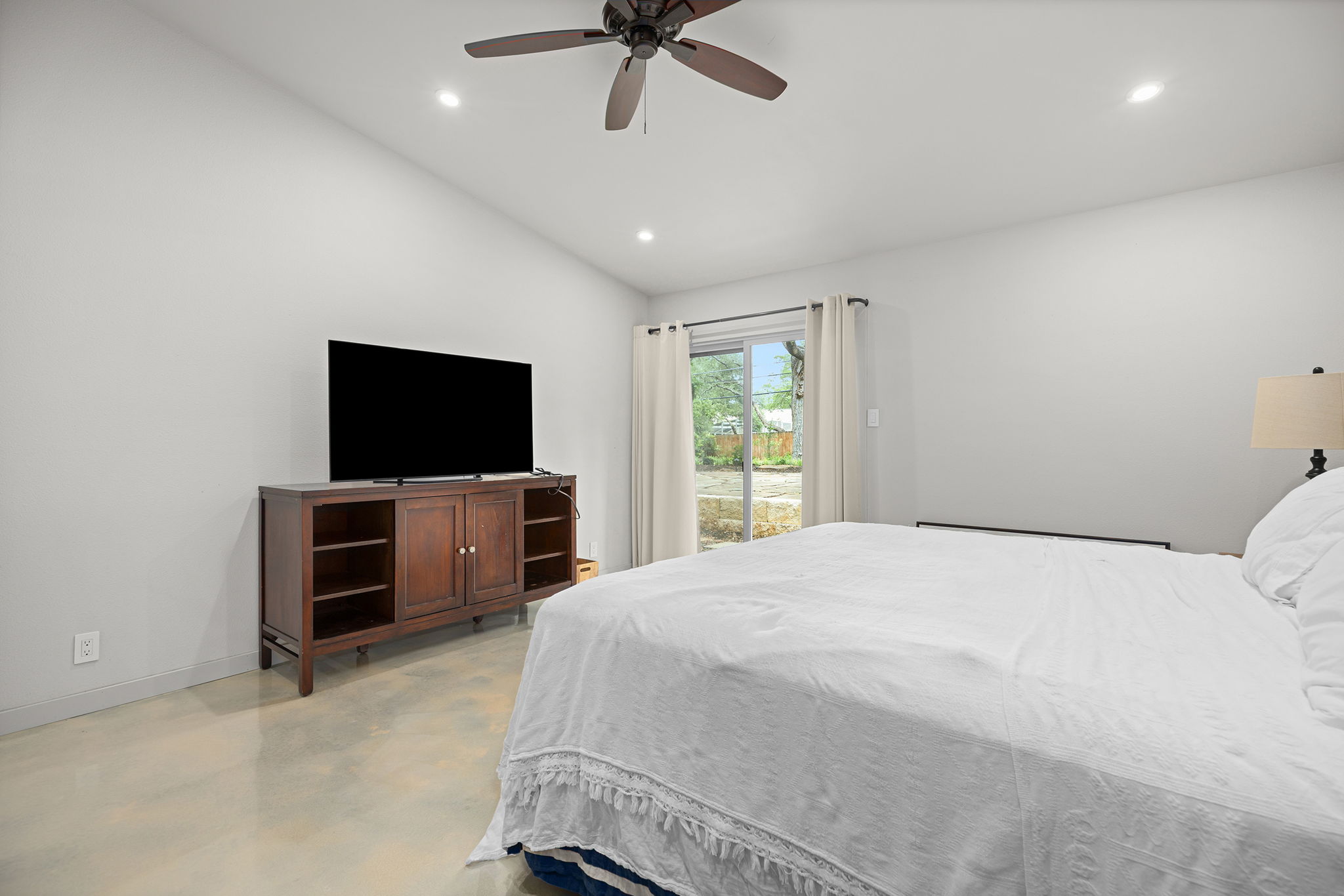 12907 Springvale Drive Austin, TX 78729 - Photo 23 of 36