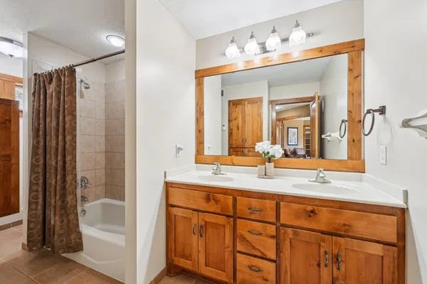 $724,900 | 27017 145th Street Northwest, Zimmerman, MN 55398