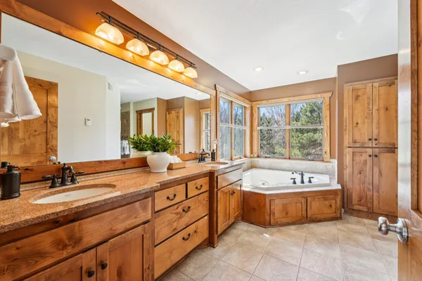 $724,900 | 27017 145th Street Northwest, Zimmerman, MN 55398