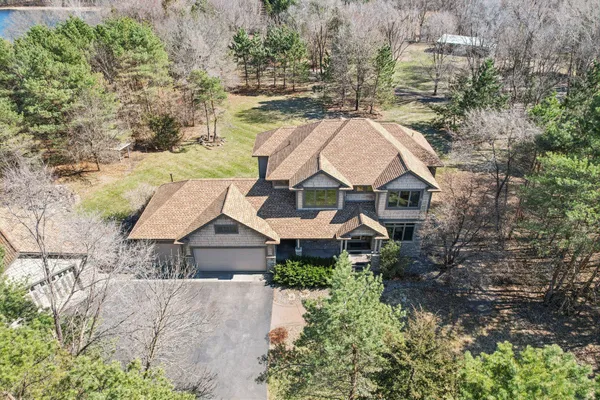 $724,900 | 27017 145th Street Northwest, Zimmerman, MN 55398