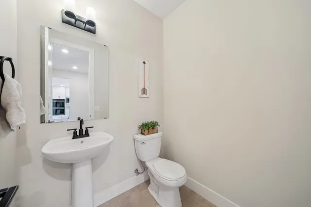 $699,900 | 17660 Jett Circle Southeast, Prior Lake, MN 55372