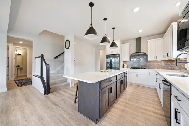 $699,900 | 17660 Jett Circle Southeast, Prior Lake, MN 55372