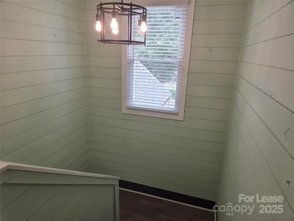 $2,475 | 238 South Main Street, Davidson, NC 28036