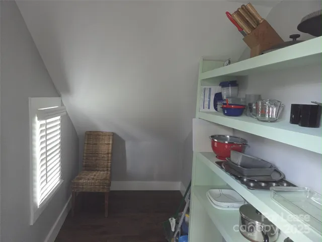 $2,475 | 238 South Main Street, Davidson, NC 28036