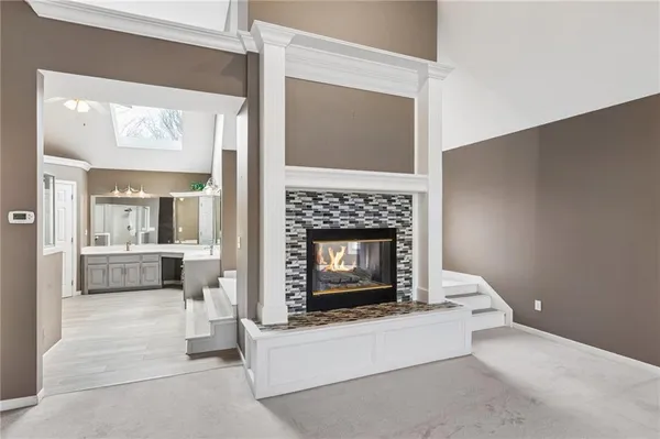 $620,000 | 6642 Northwest Monticello Court, Parkville, MO 64152